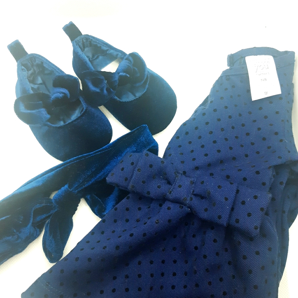 Newborn blue velvet holiday 4 piece dress